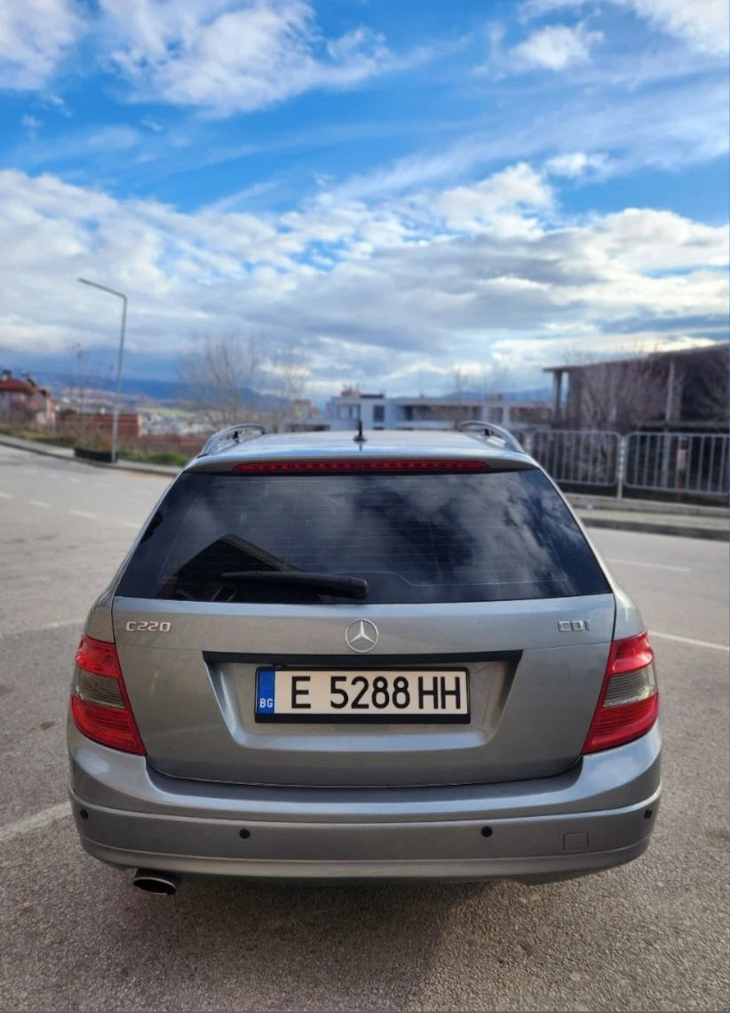 Mercedes-Benz C 220  - изображение 6