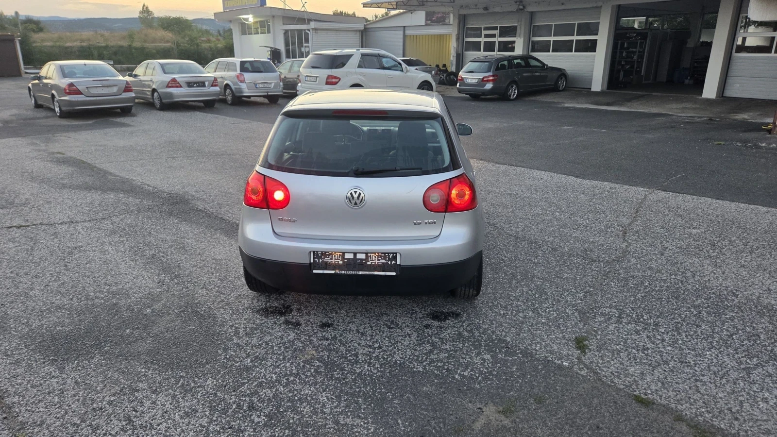VW Golf, снимка 3 - Автомобили и джипове - 55434622