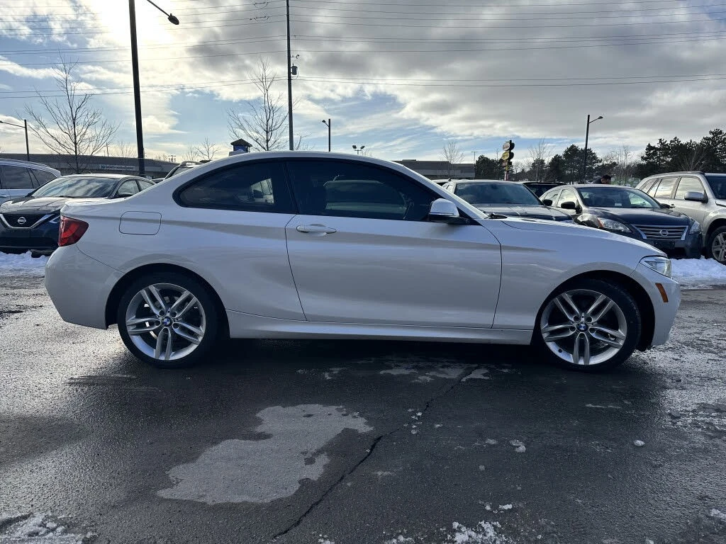 BMW 230 xDrive* AвтоКредит * (ЦЕНА ДО БГ), снимка 8 - Автомобили и джипове - 54012449