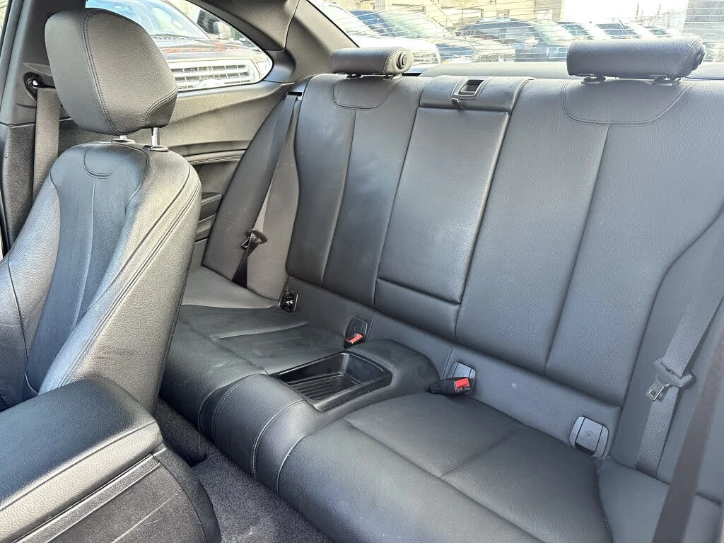 BMW 230 xDrive* AвтоКредит * (ЦЕНА ДО БГ), снимка 13 - Автомобили и джипове - 54012449