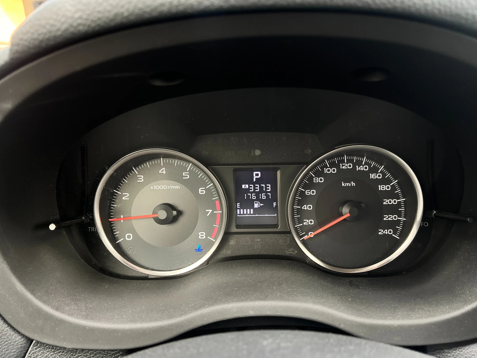 Subaru XV 2.0i АВТОМАТИК, снимка 11 - Автомобили и джипове - 54210343