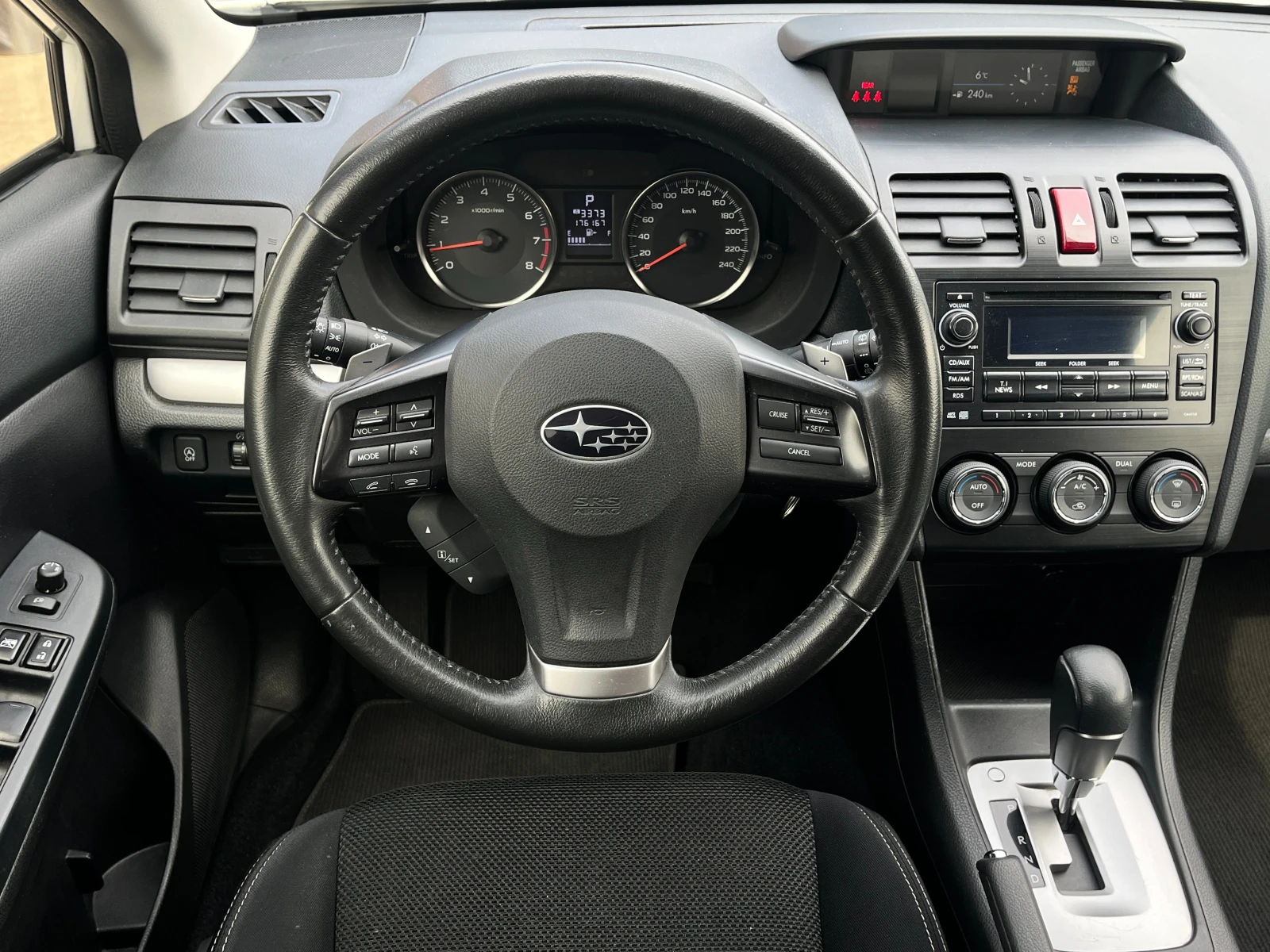 Subaru XV 2.0i АВТОМАТИК, снимка 9 - Автомобили и джипове - 54210343