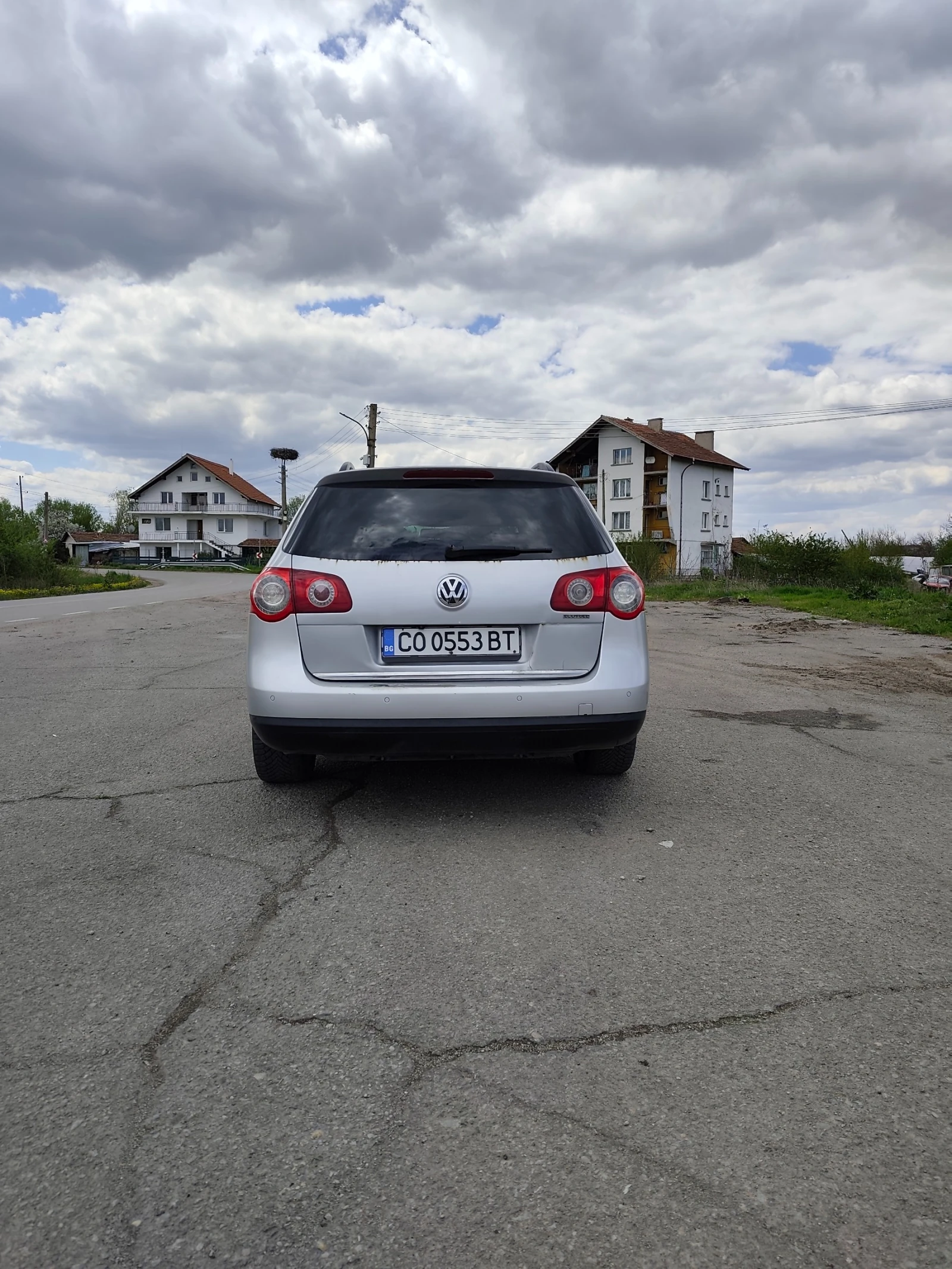 VW Passat 1.4 Ecofuel, снимка 3 - Автомобили и джипове - 54292506