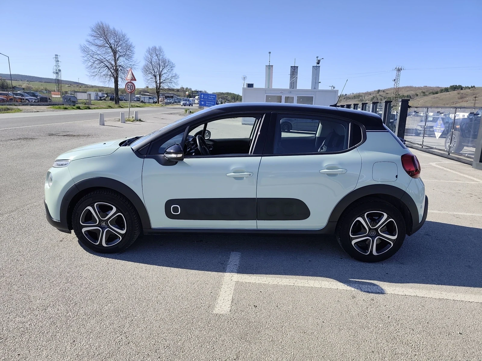 Citroen C3 1.2 Automatic , снимка 2 - Автомобили и джипове - 54806758