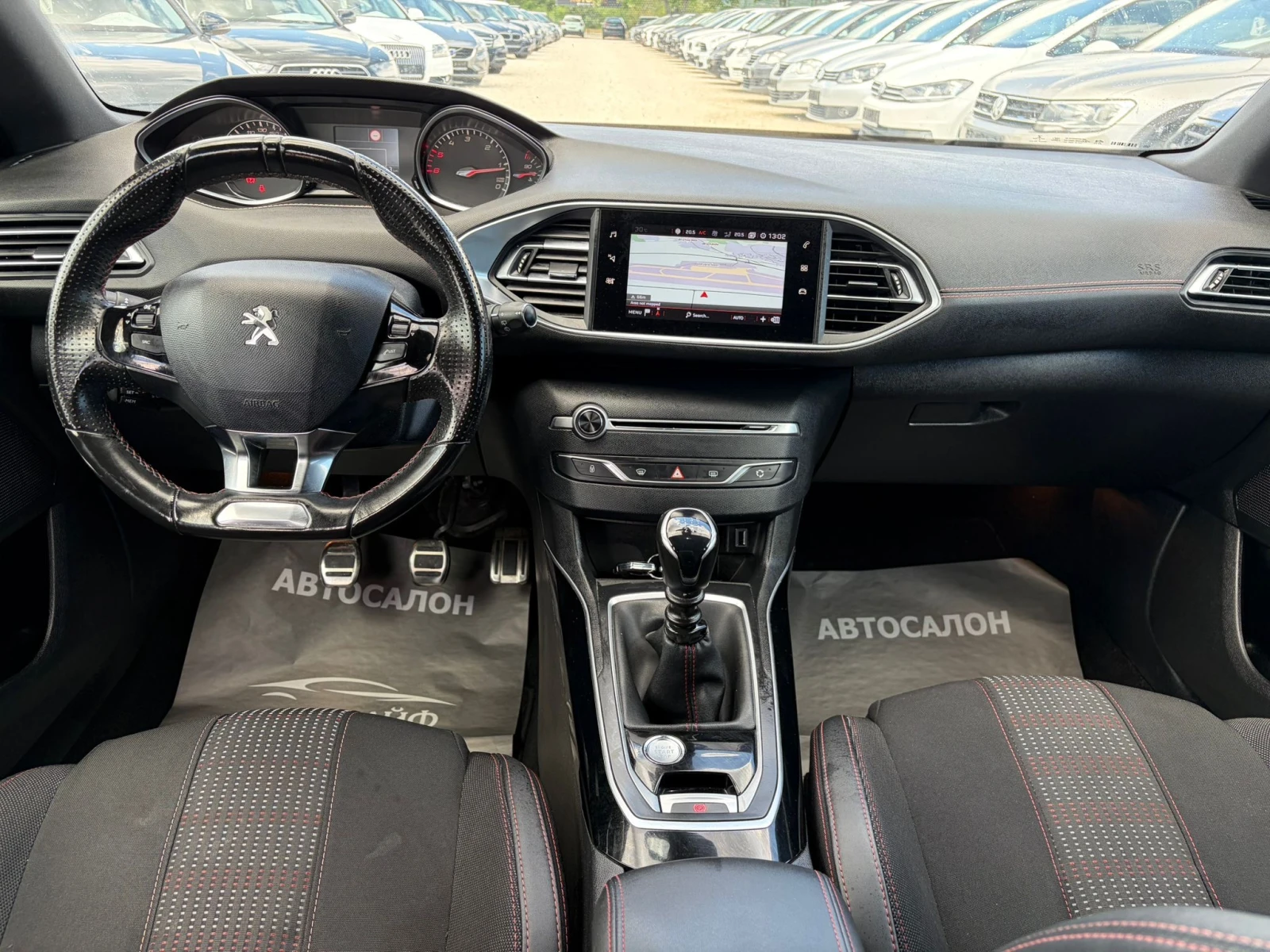 Peugeot 308 GTline 1.5BLUEhdi CAMERA KEY LESS GO CAR PLAY, снимка 8 - Автомобили и джипове - 54974316