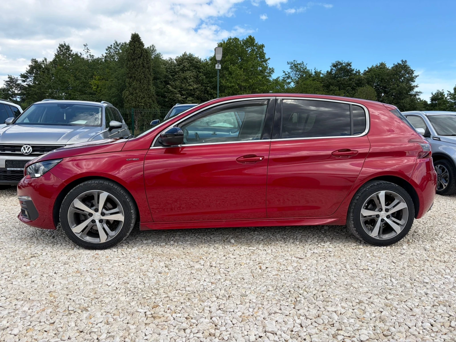 Peugeot 308 GTline 1.5BLUEhdi CAMERA KEY LESS GO CAR PLAY, снимка 7 - Автомобили и джипове - 54974316