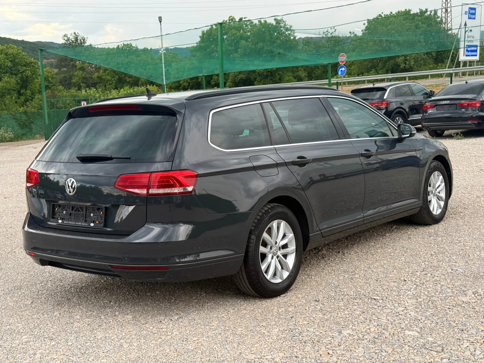 VW Passat 2.0ТДИ * камера* Лед Фарове* * Дигитален Километра, снимка 7 - Автомобили и джипове - 55267528