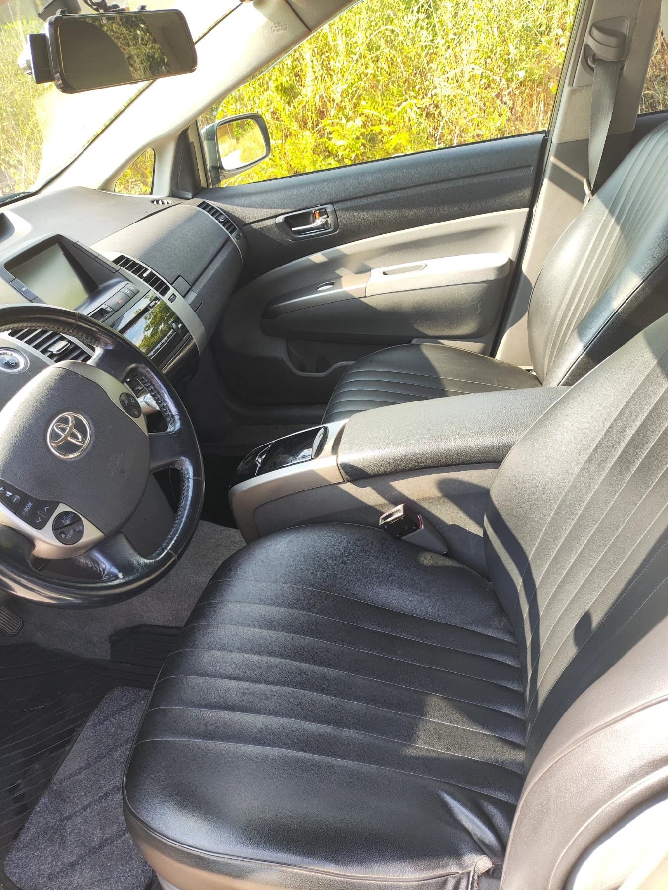 Toyota Prius, снимка 13 - Автомобили и джипове - 55407388