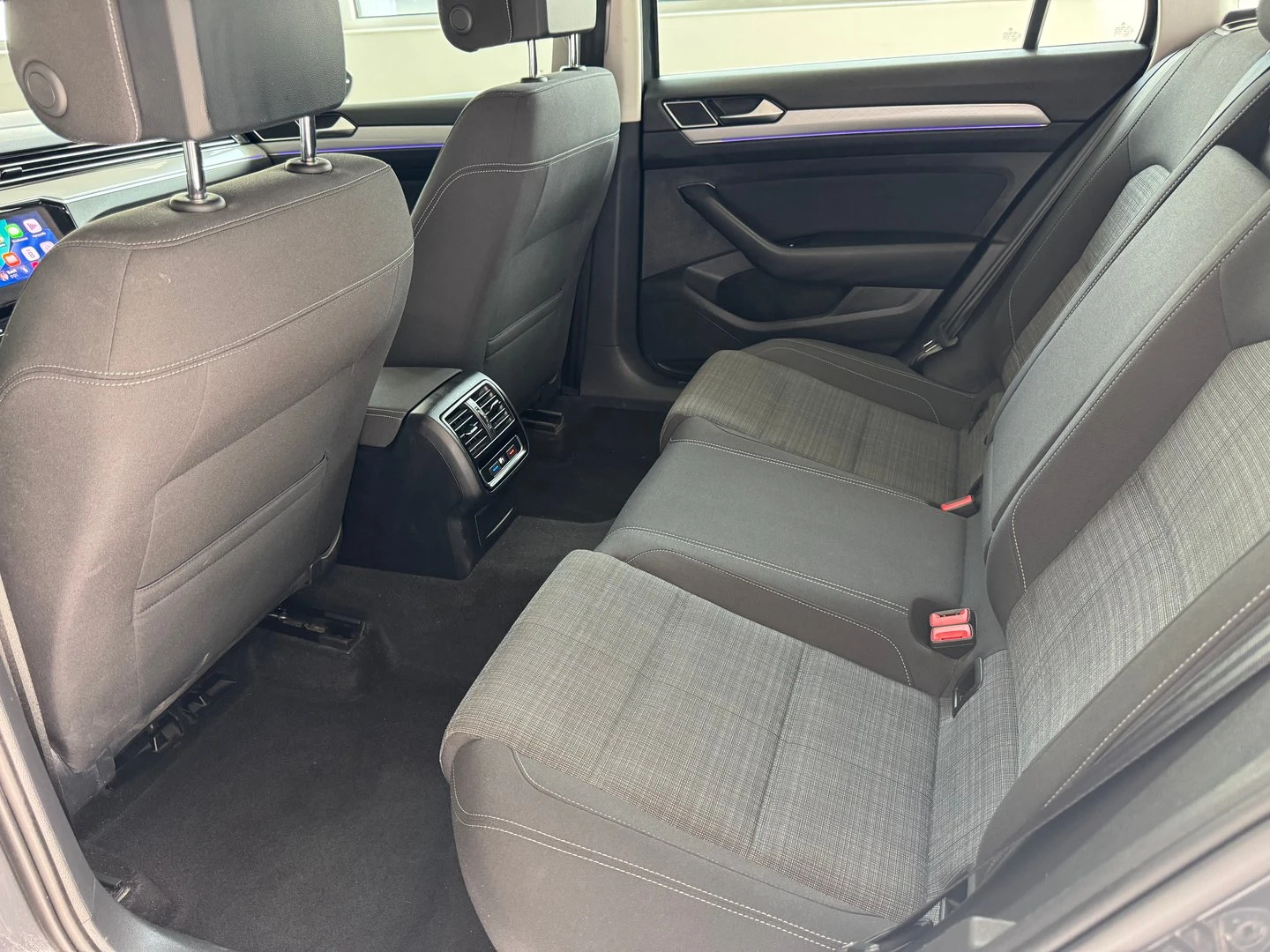 VW Passat, снимка 8 - Автомобили и джипове - 56438845
