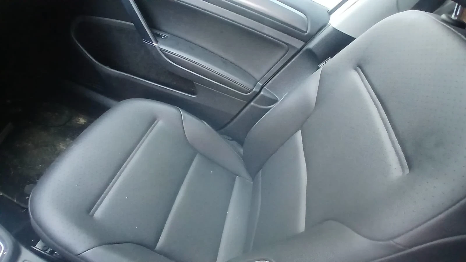 VW Golf, снимка 14 - Автомобили и джипове - 56607177