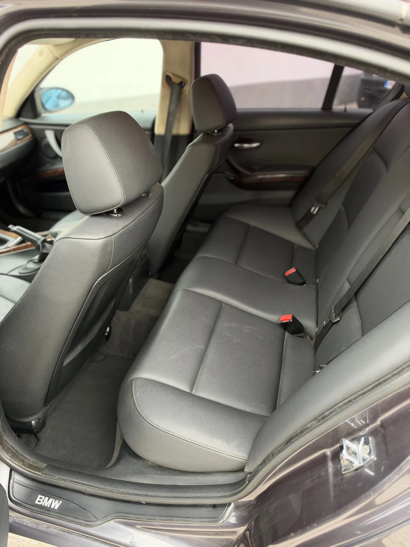BMW 320 М-пак/163/КОЖА, снимка 10 - Автомобили и джипове - 56683128