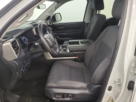 Toyota Tundra 4WD SR5 Double Cab, снимка 11