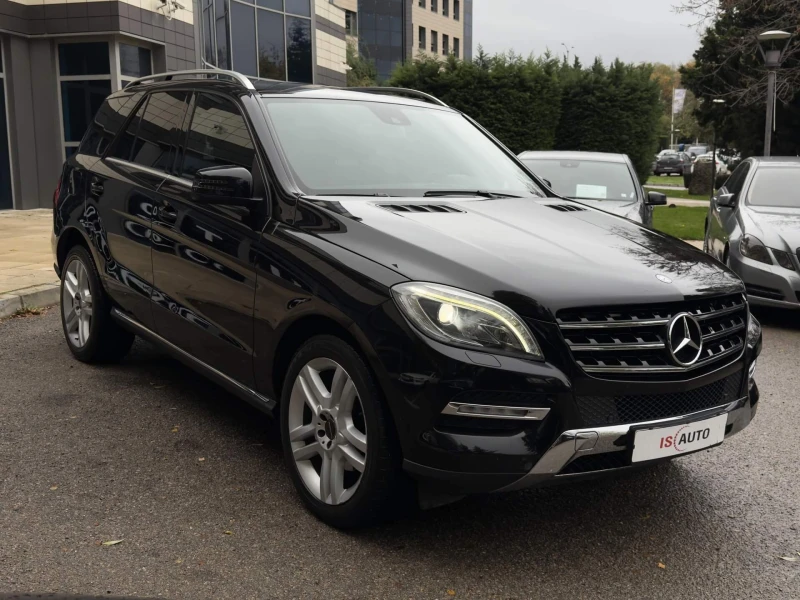 Mercedes-Benz ML 250 CDI/PDC/7G Tronic/4Matic/BLUEtec/Pedestrian, снимка 3 - Автомобили и джипове - 52369114