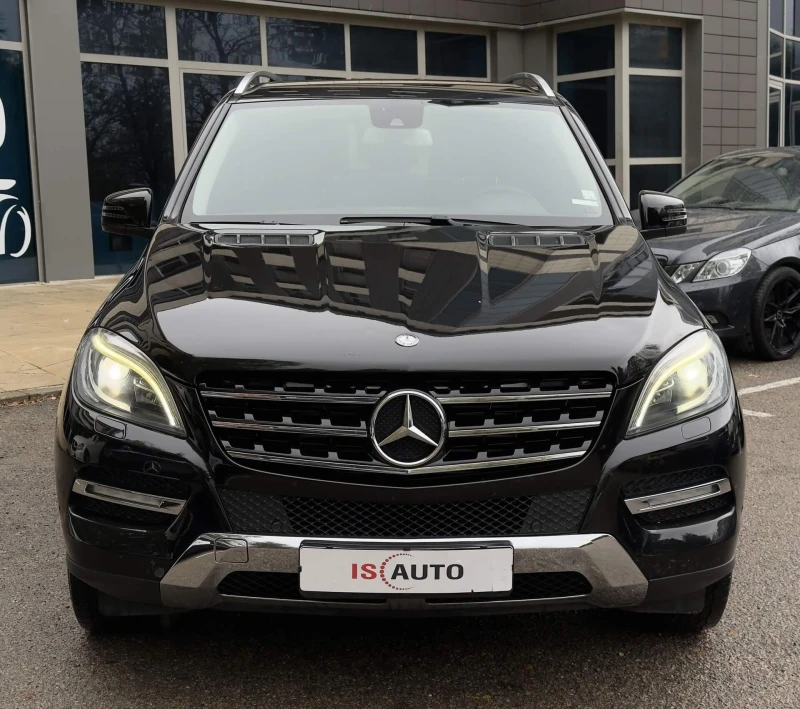 Mercedes-Benz ML 250 CDI/PDC/7G Tronic/4Matic/BLUEtec/Pedestrian, снимка 2 - Автомобили и джипове - 52369114