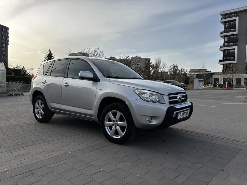 Toyota Rav4 2.2 D4D 136k.НАВИГАЦИЯ= 4?4 = 6скорости, снимка 5 - Автомобили и джипове - 52600780