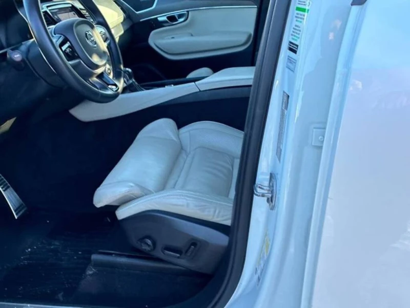 Volvo Xc90 * T6 l No Accident l R Design l 7 Seater l AWD * C, снимка 17 - Автомобили и джипове - 52777917