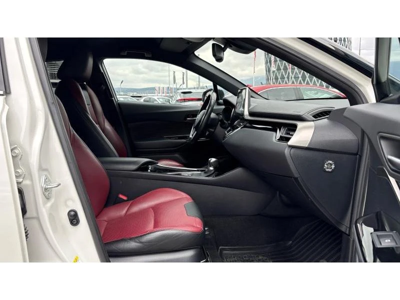 Toyota C-HR 1.8HSD SELECTION, снимка 6 - Автомобили и джипове - 53957199
