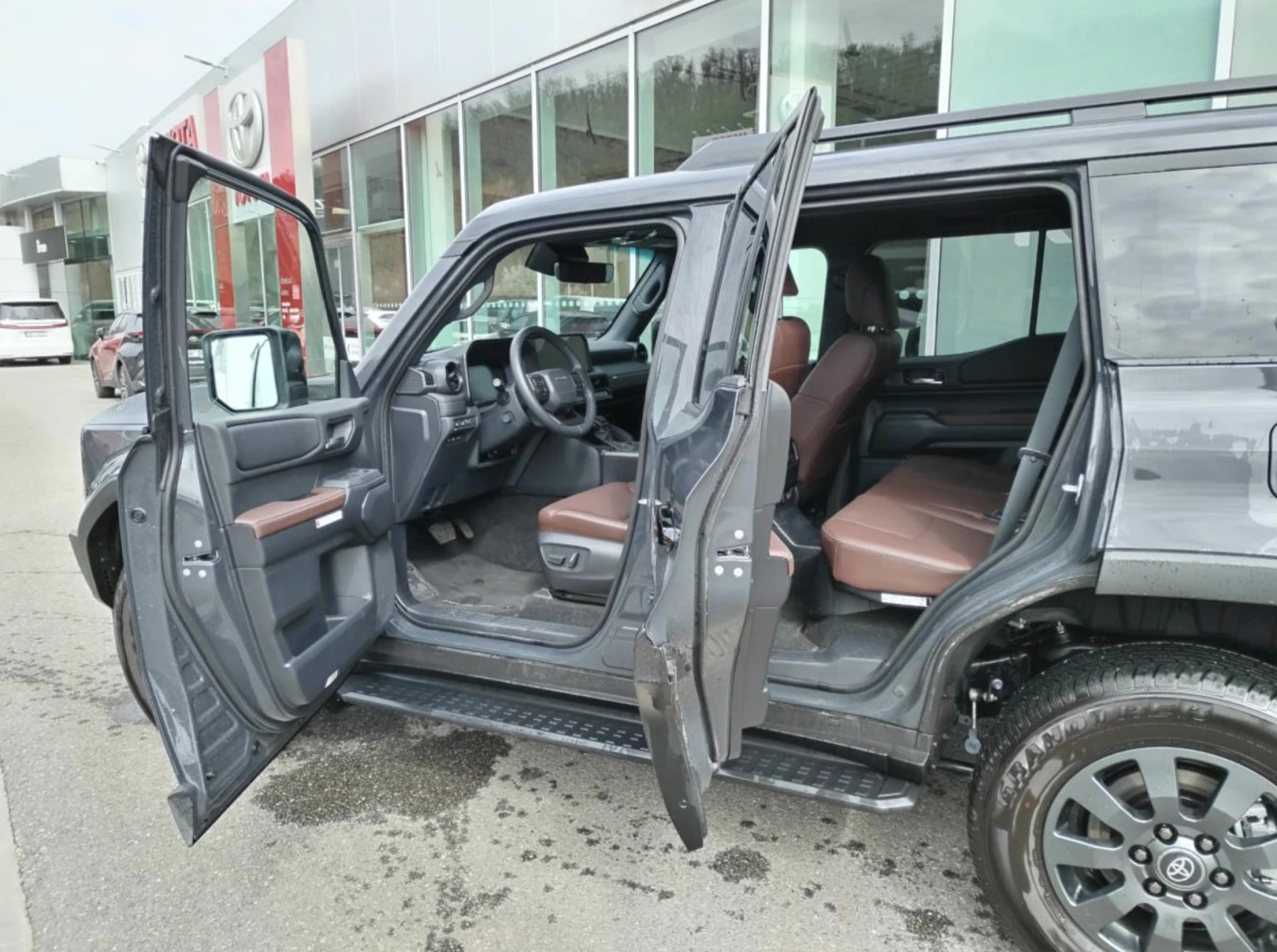 Toyota Land cruiser 250 2.8 D-4D Гаранция!  - изображение 4