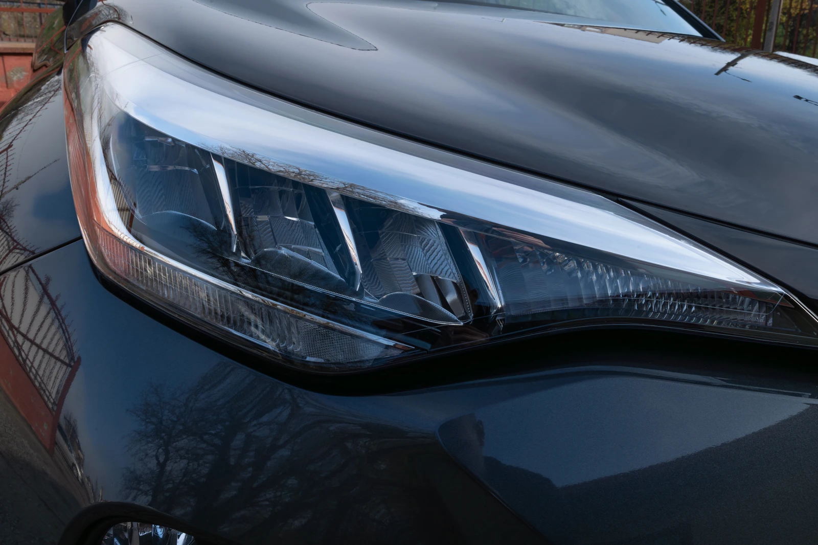 Toyota C-HR CLUB 2.0 184 �.�. 24 000 �� � �������� | Mobile.bg � ����������� 7