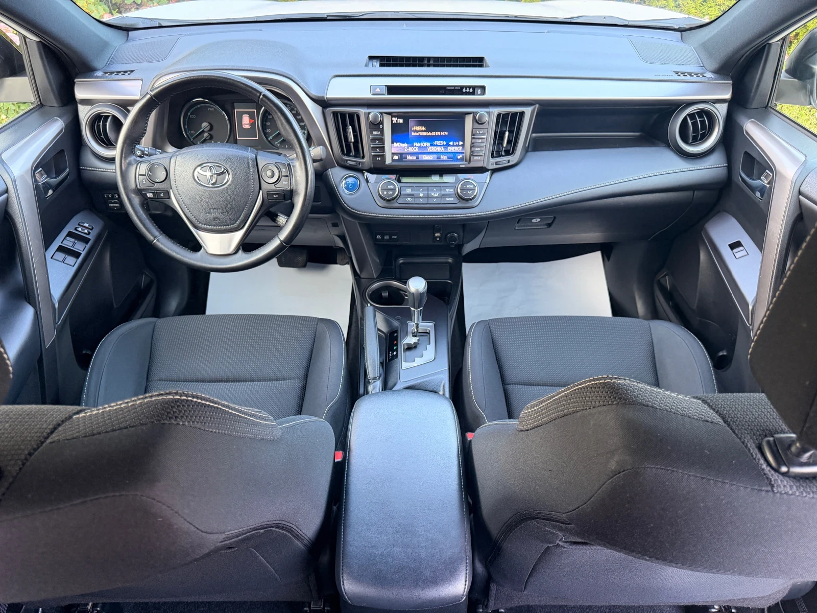 Toyota Rav4 FACE-2.5HYBRID-KEYLESS-КАМЕРА-УНИКАЛНА-2018Г, снимка 14 - Автомобили и джипове - 54703510