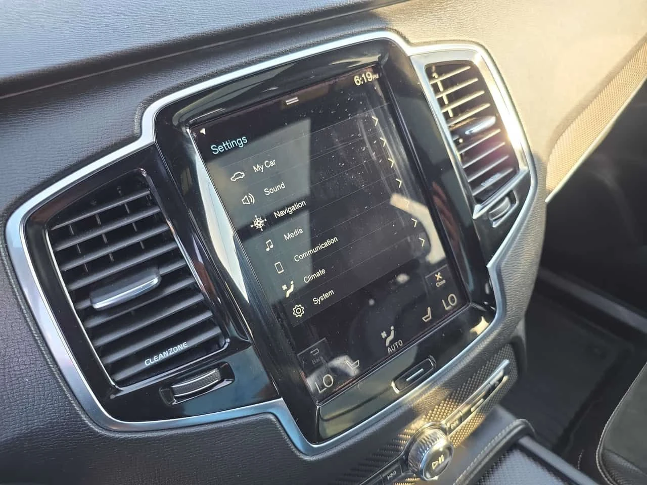 Volvo Xc90 T6 R Design  CARFAX, снимка 14 - Автомобили и джипове - 54788961