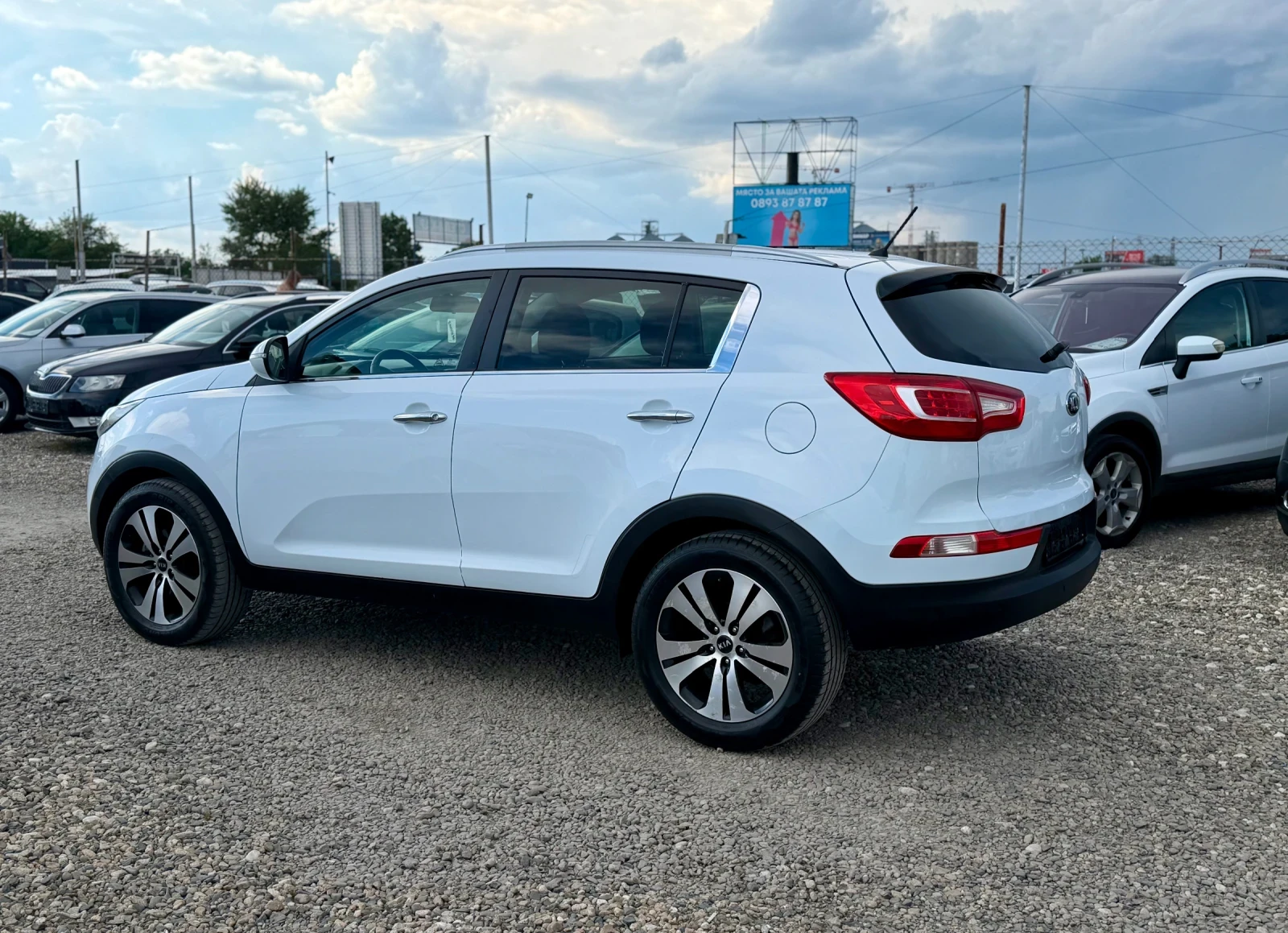 Kia Sportage 1.7 CRDI , снимка 6 - Автомобили и джипове - 54840768