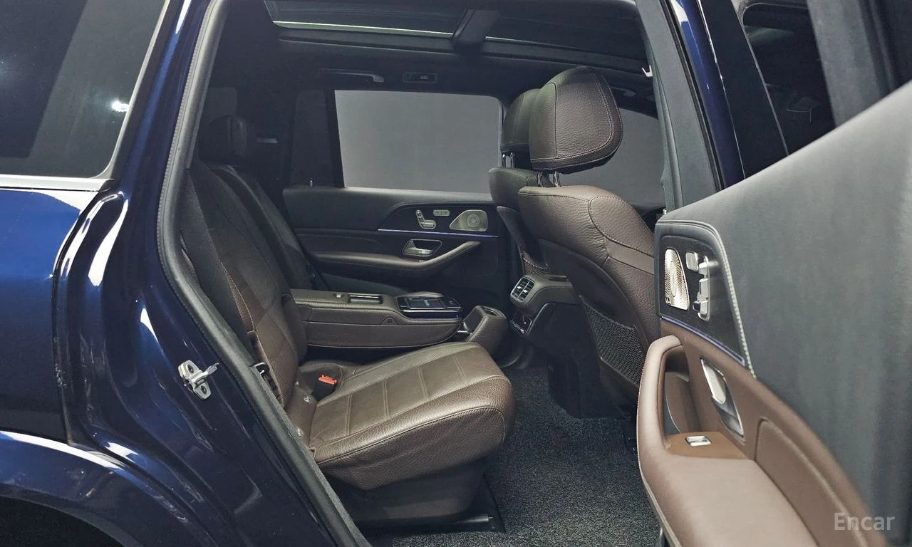 Mercedes-Benz GLS 400 AMG* LINE* BURMESTER* ОБДУХВАНЕ* ДИСТРОНИК* МАСАЖ*, снимка 15 - Автомобили и джипове - 55431784