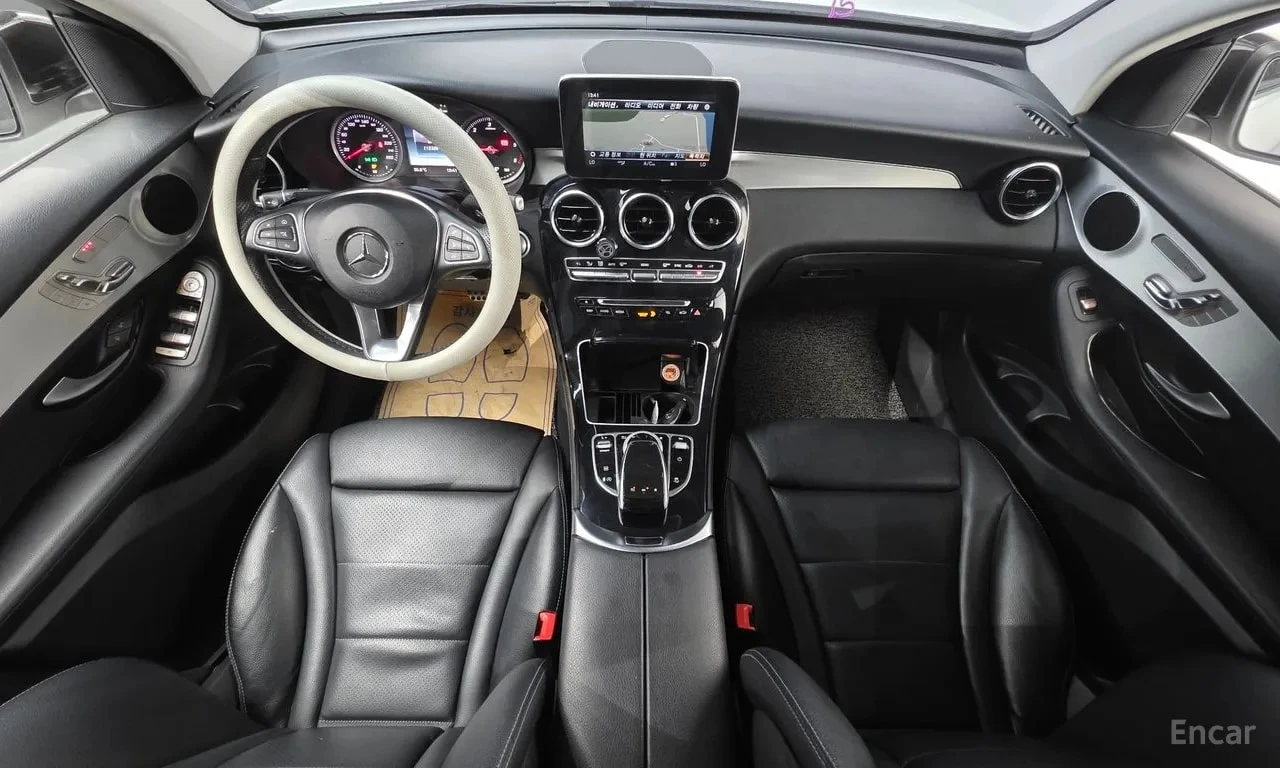 Mercedes-Benz GLC 220 АМГ ПАКЕТ/d 4MATIC Coupe/360 КАМЕРА/ПОДГРЕВ/ПАМЕТ, снимка 7 - Автомобили и джипове - 55940646