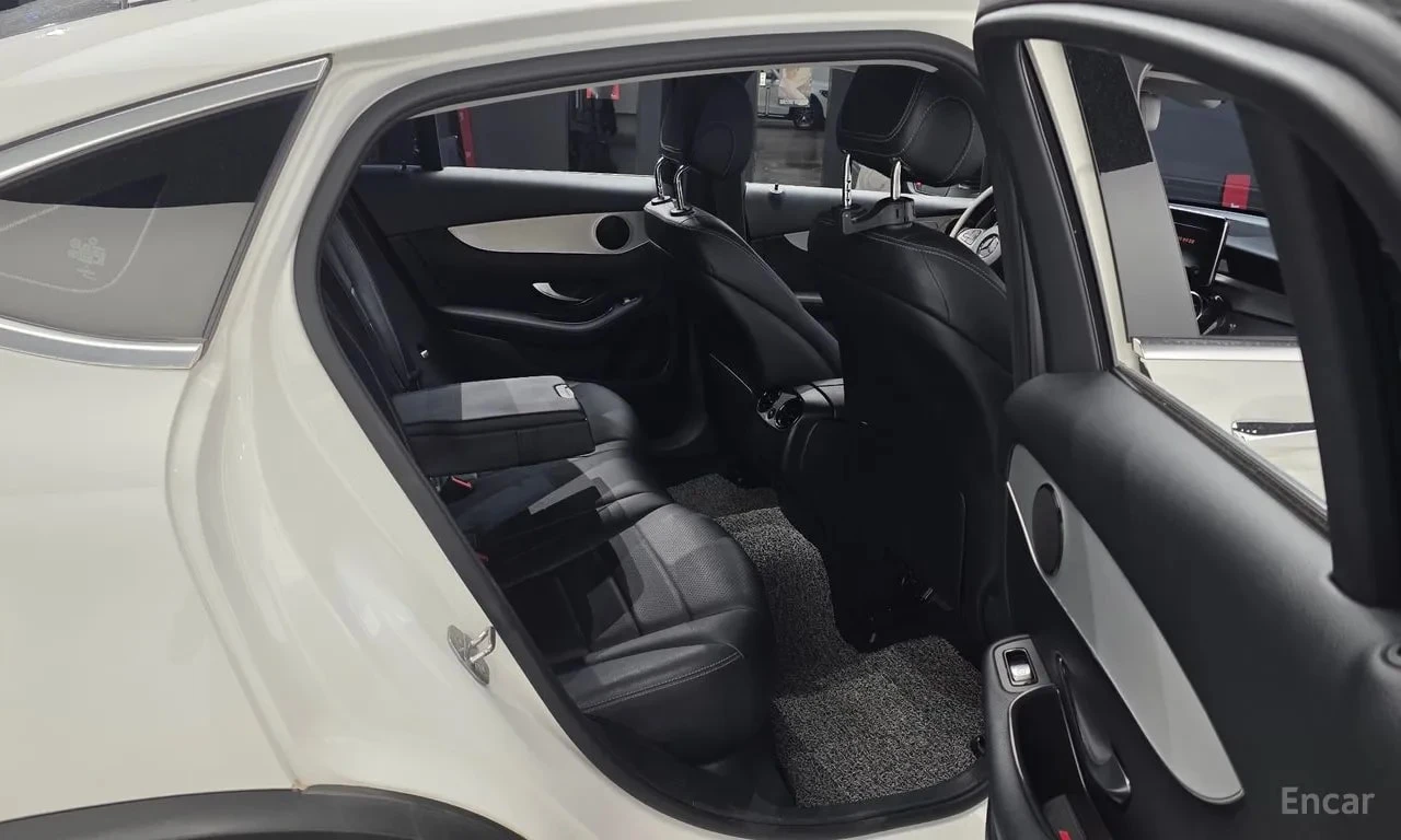 Mercedes-Benz GLC 220 АМГ ПАКЕТ/d 4MATIC Coupe/360 КАМЕРА/ПОДГРЕВ/ПАМЕТ, снимка 12 - Автомобили и джипове - 55940646