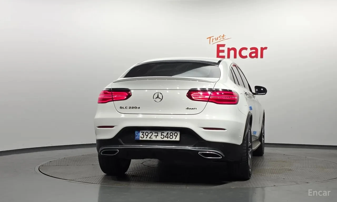 Mercedes-Benz GLC 220 АМГ ПАКЕТ/d 4MATIC Coupe/360 КАМЕРА/ПОДГРЕВ/ПАМЕТ, снимка 4 - Автомобили и джипове - 55940646