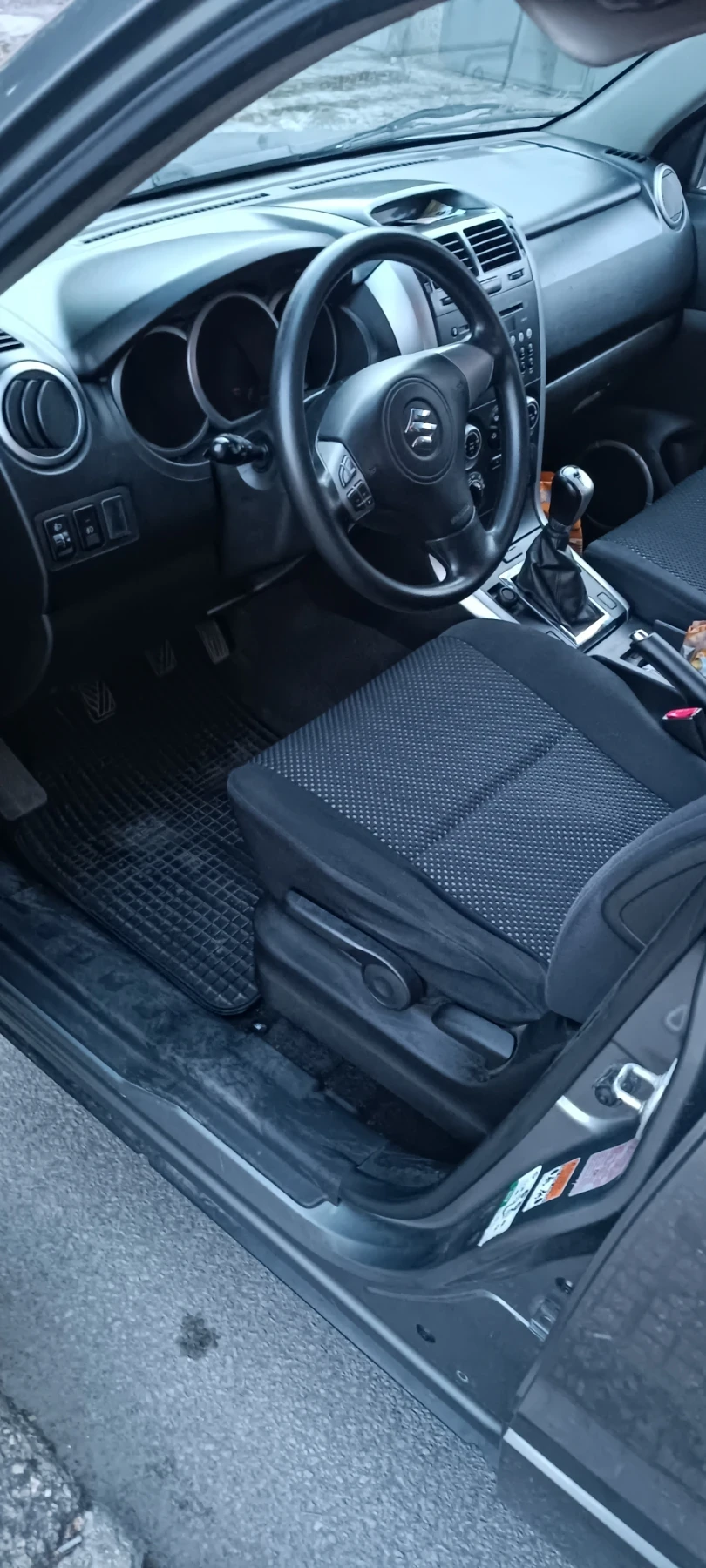 Suzuki Grand vitara, снимка 8 - Автомобили и джипове - 55988187