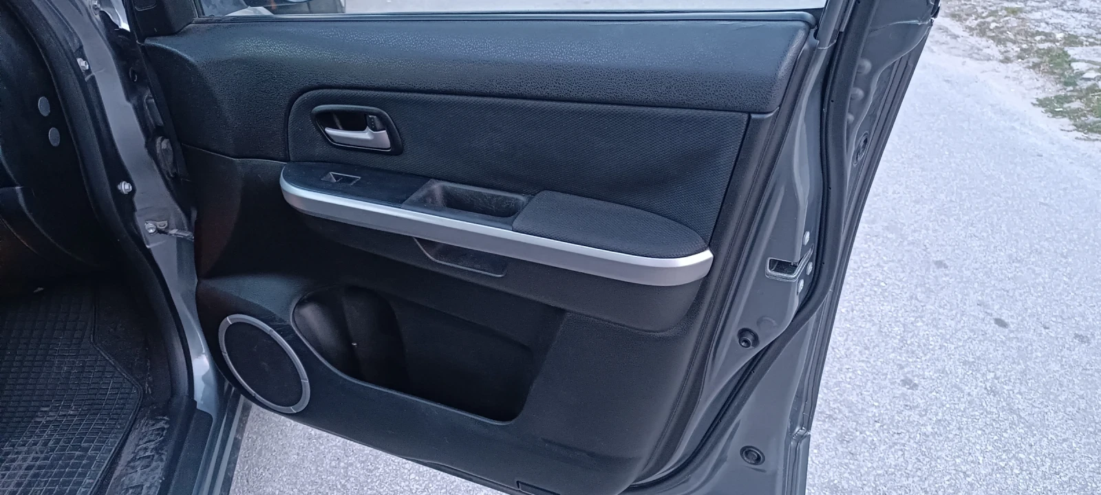 Suzuki Grand vitara, снимка 5 - Автомобили и джипове - 55988187