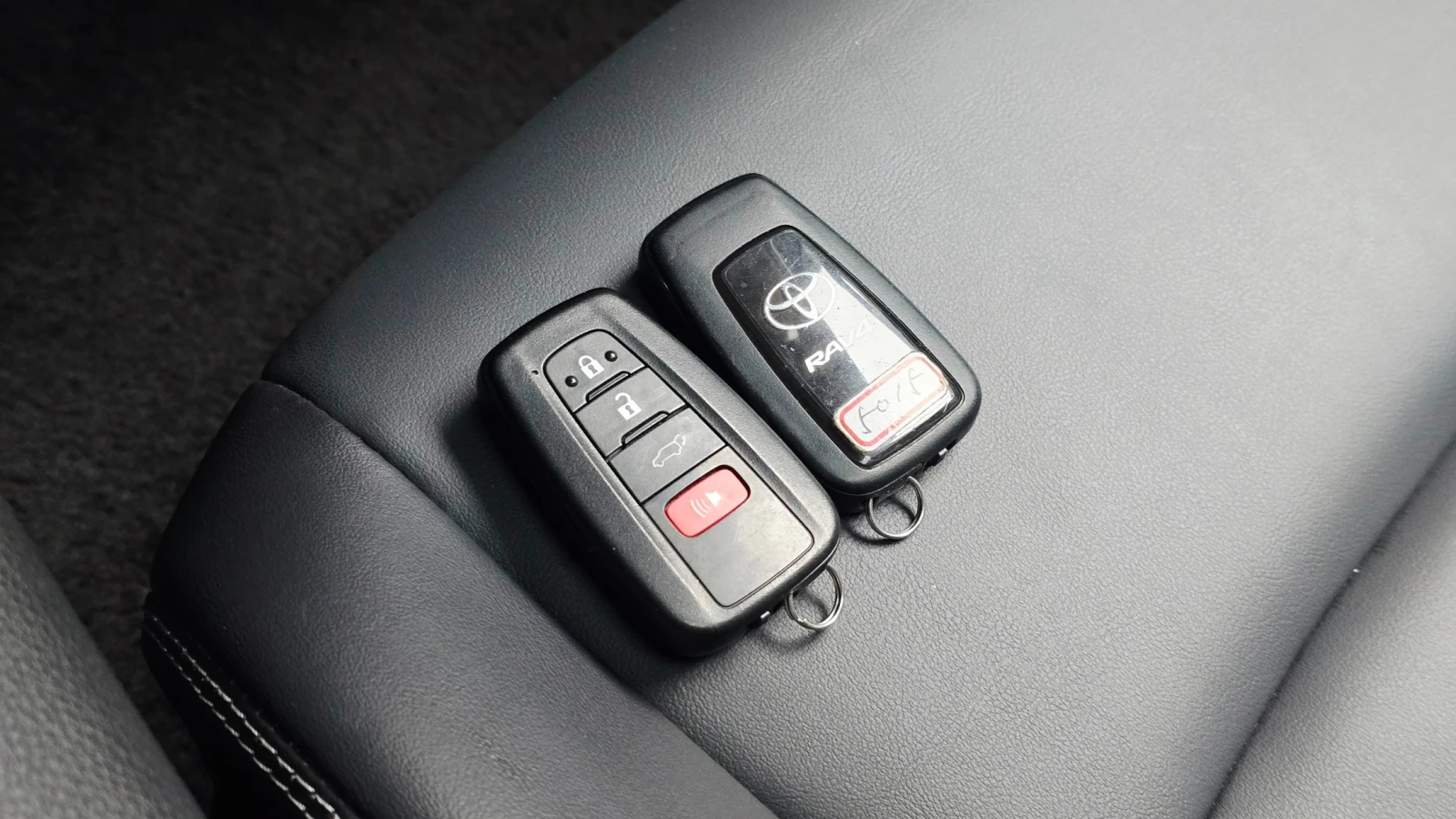 Toyota Rav4 * HYBRID* XLE* , снимка 13 - Автомобили и джипове - 56095969