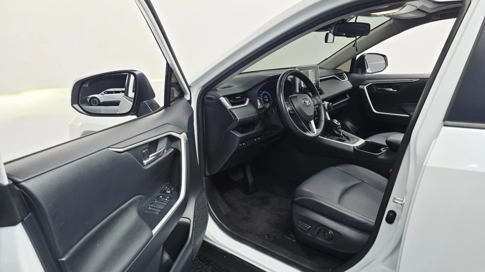 Toyota Rav4 * HYBRID* XLE* , снимка 14 - Автомобили и джипове - 56095969