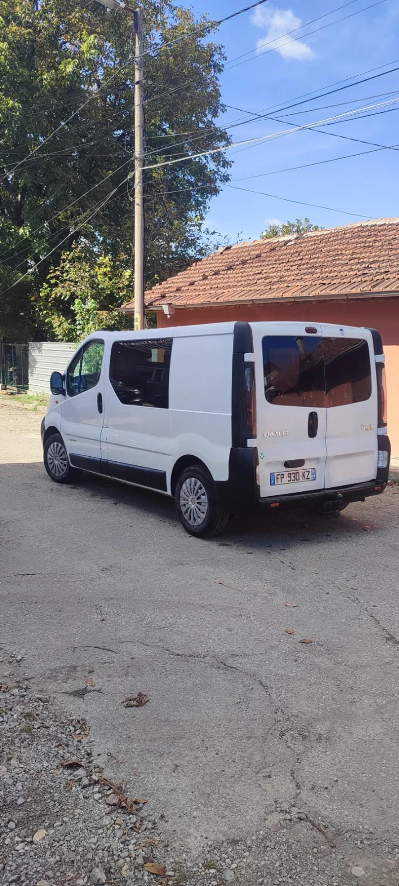 Renault Trafic, снимка 4 - Бусове и автобуси - 47579529