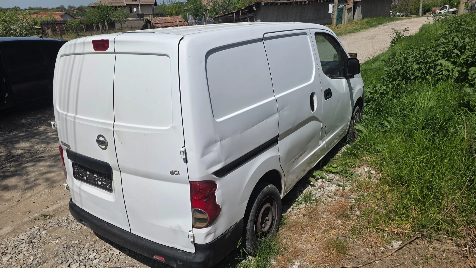 Nissan NV200 1.5dci, снимка 10 - Бусове и автобуси - 56075528