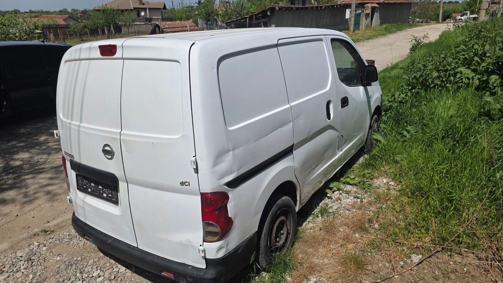 Nissan NV200 1.5dci, снимка 4 - Бусове и автобуси - 56075528