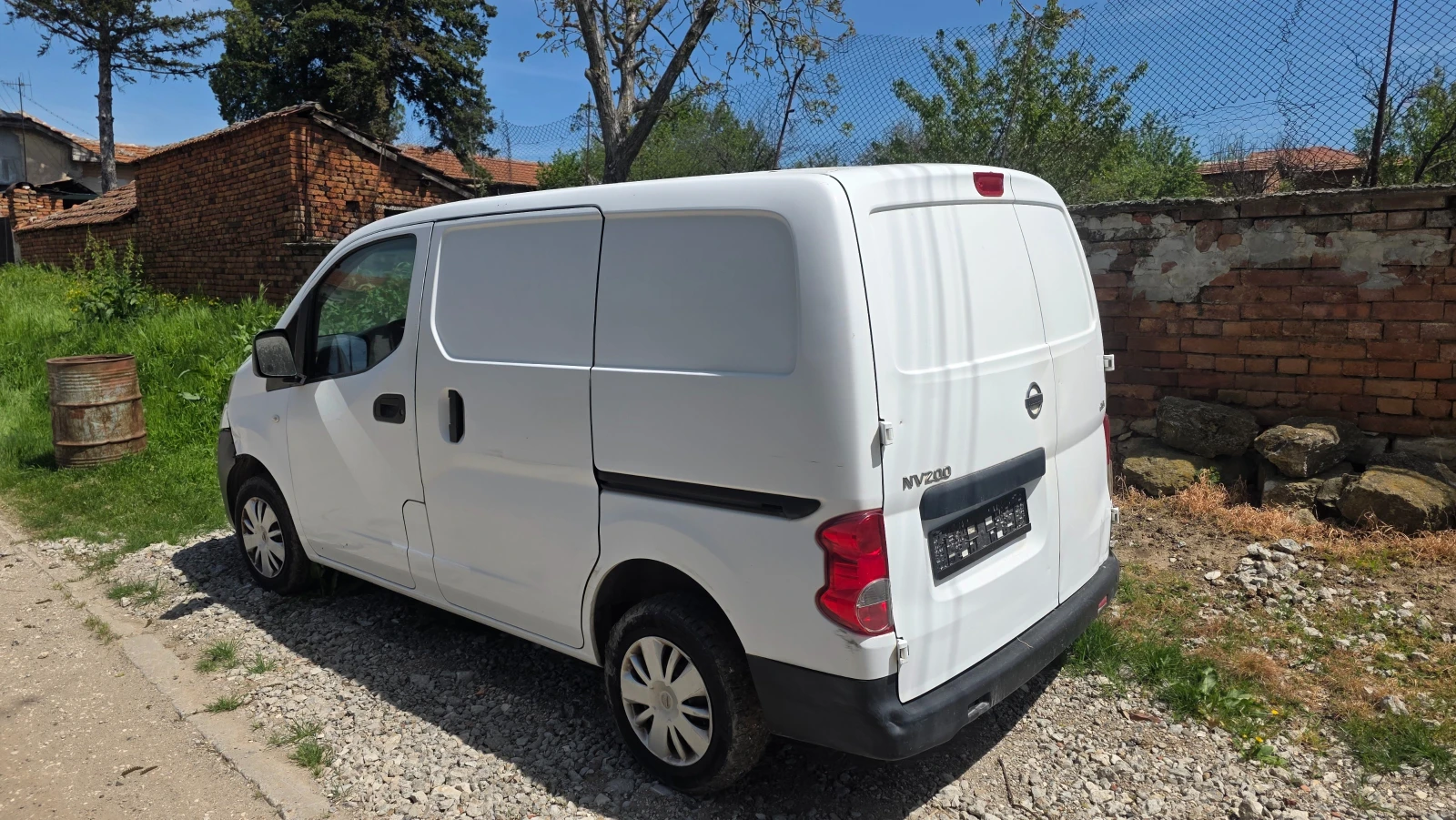 Nissan NV200 1.5dci, снимка 8 - Бусове и автобуси - 56075528