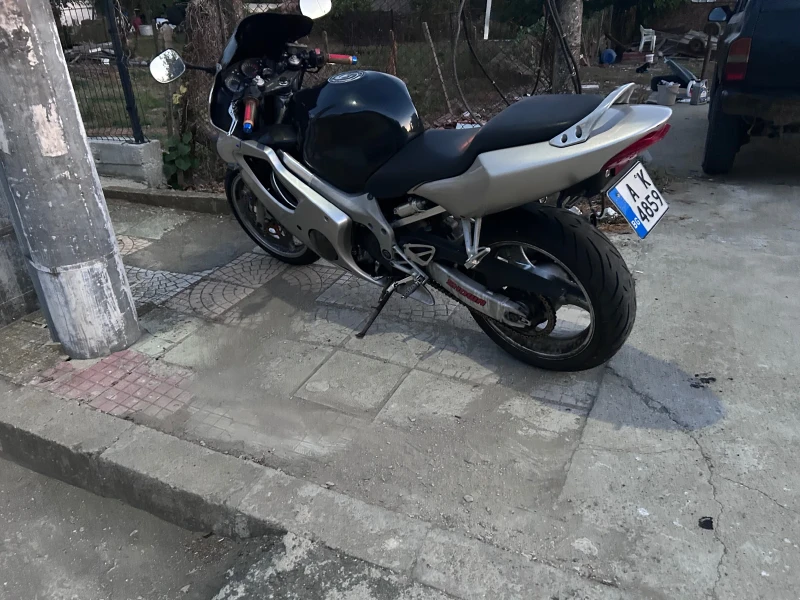 Honda Cbf F4, снимка 2 - Мотоциклети и мототехника - 51290059