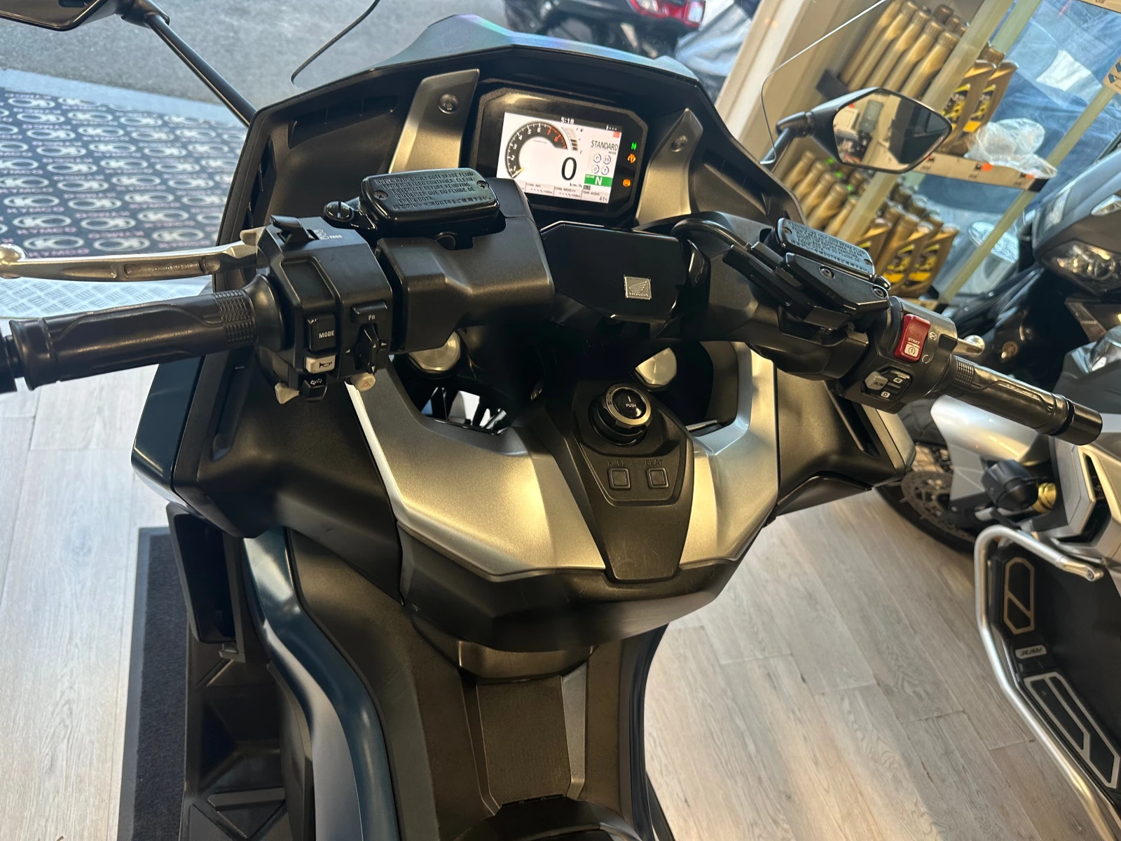 Honda Forza 750 ABS/TC/LED 2022г. - изображение 2