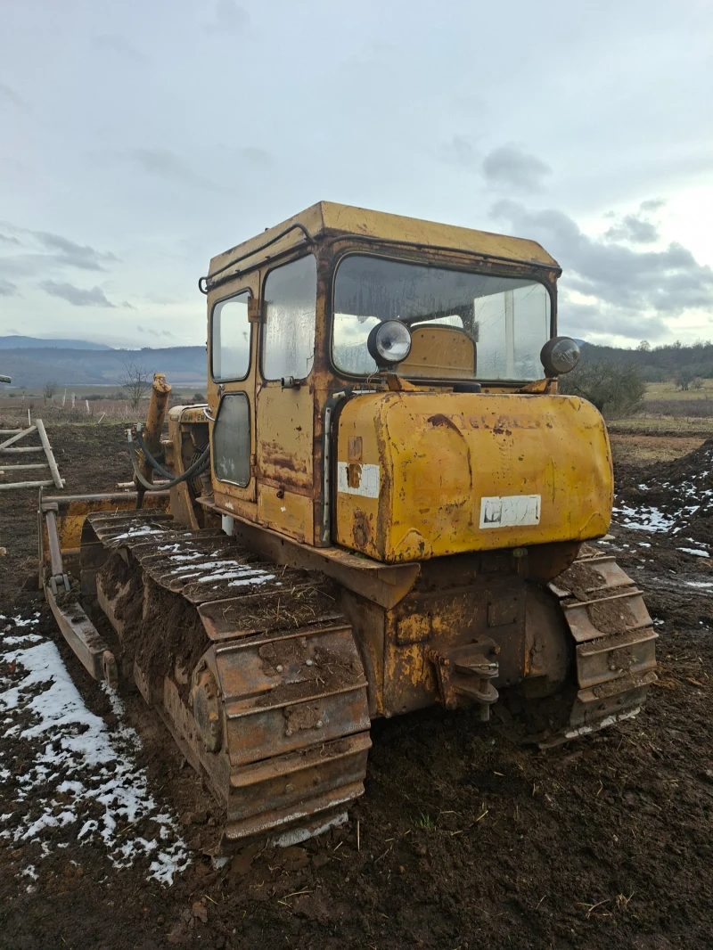 Булдозер Cat D4d, снимка 3 - Индустриална техника - 53238615