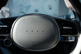 Hyundai Ioniq 5 Гаранция, КАСКО, Premium, AWD HTRAC, всички екстри, снимка 6