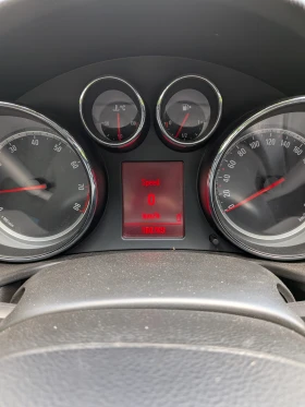 Opel Insignia 2.0 turbo 4x4, снимка 15