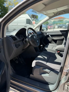 VW Touran VW Touran 1.9 TDI 105 к.с. (77 kW), 6-степенна ръч, снимка 12