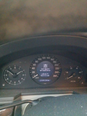 Mercedes-Benz E 220 E220cdi - 1600 € - 54942025 5