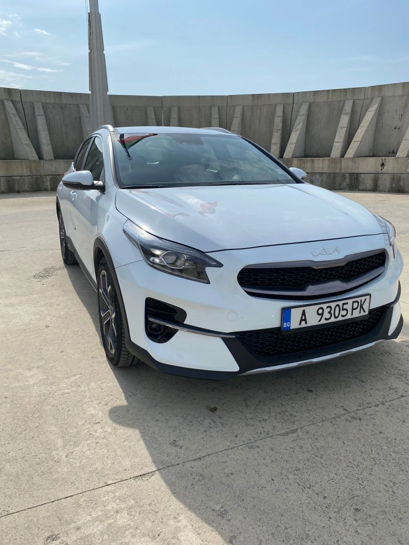 Kia XCeed, снимка 1 - Автомобили и джипове - 46872770