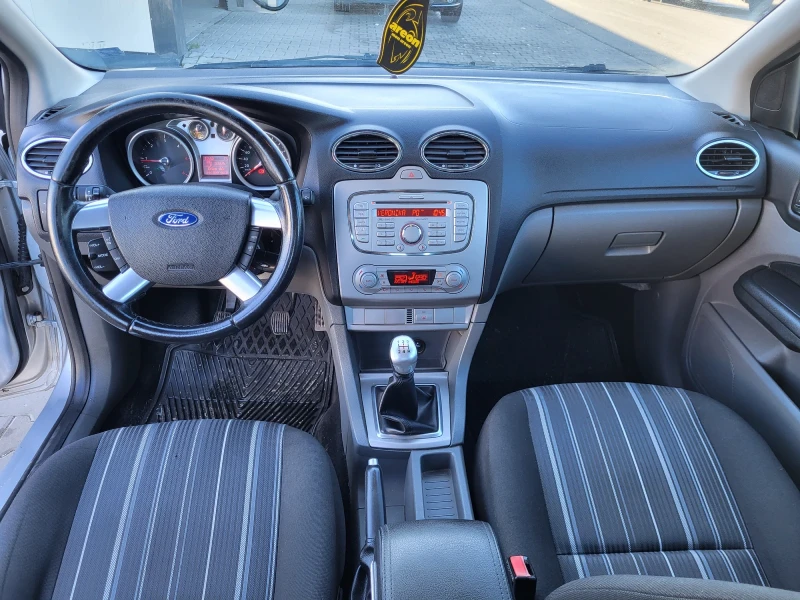 Ford Focus Ford Focus 1.8, снимка 12 - Автомобили и джипове - 46917614