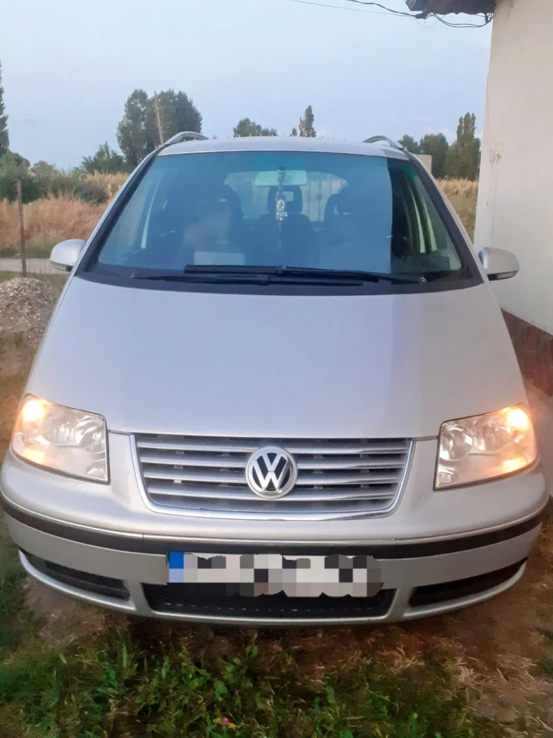 VW Sharan 2.0 TDI 140PS, снимка 1 - Автомобили и джипове - 47114376