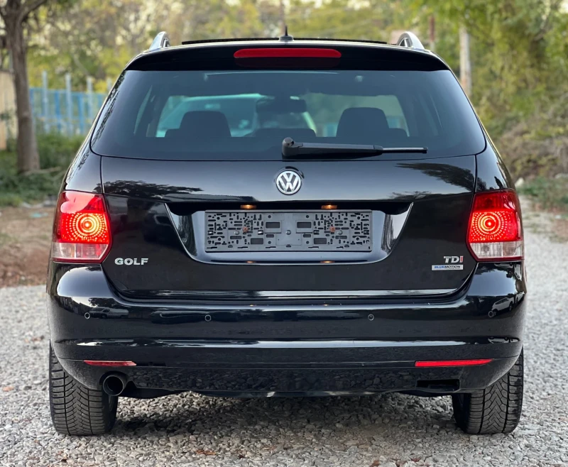 VW Golf Navi* Pano* TOP, снимка 4 - Автомобили и джипове - 47854995