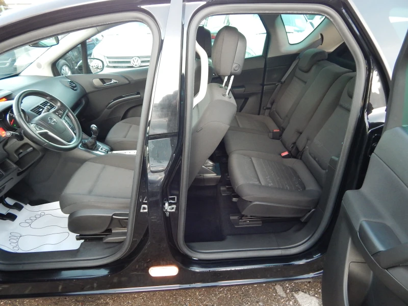 Opel Meriva 1.4i* 139000km.* , снимка 7 - Автомобили и джипове - 48069452